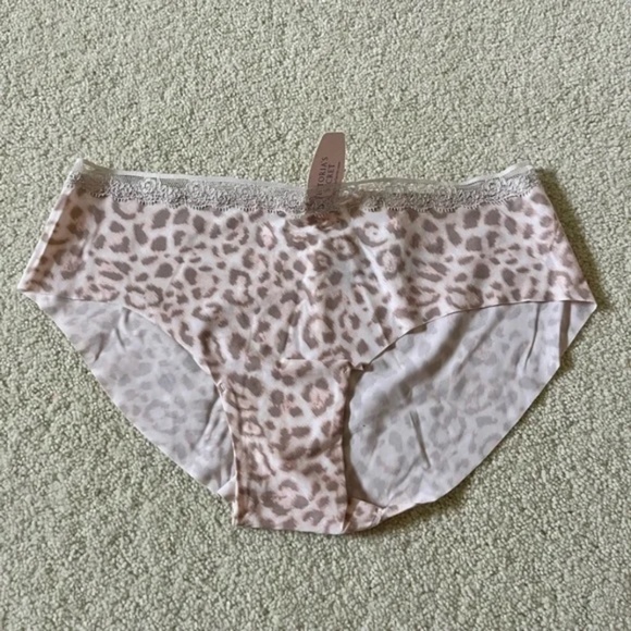 Victoria Secret Leopard Hiphugger Panty - M - Picture 1 of 3